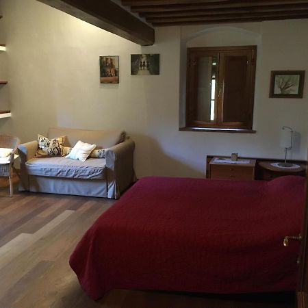 Podere Sanripoli มอนเตสแปร์โตลิ ภายนอก รูปภาพ